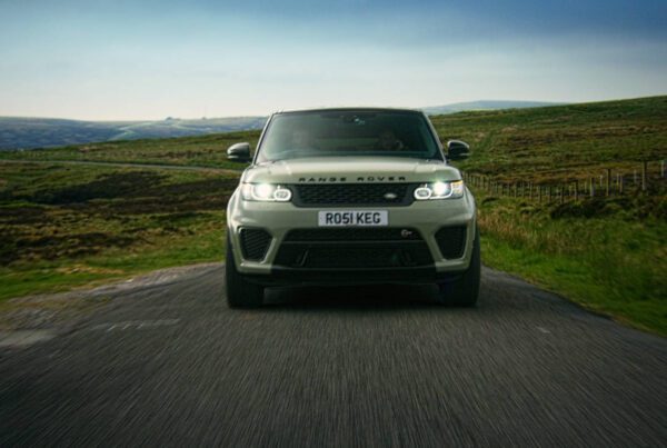 Range Rover Arlon Premiere Colour Change_Automotive videography